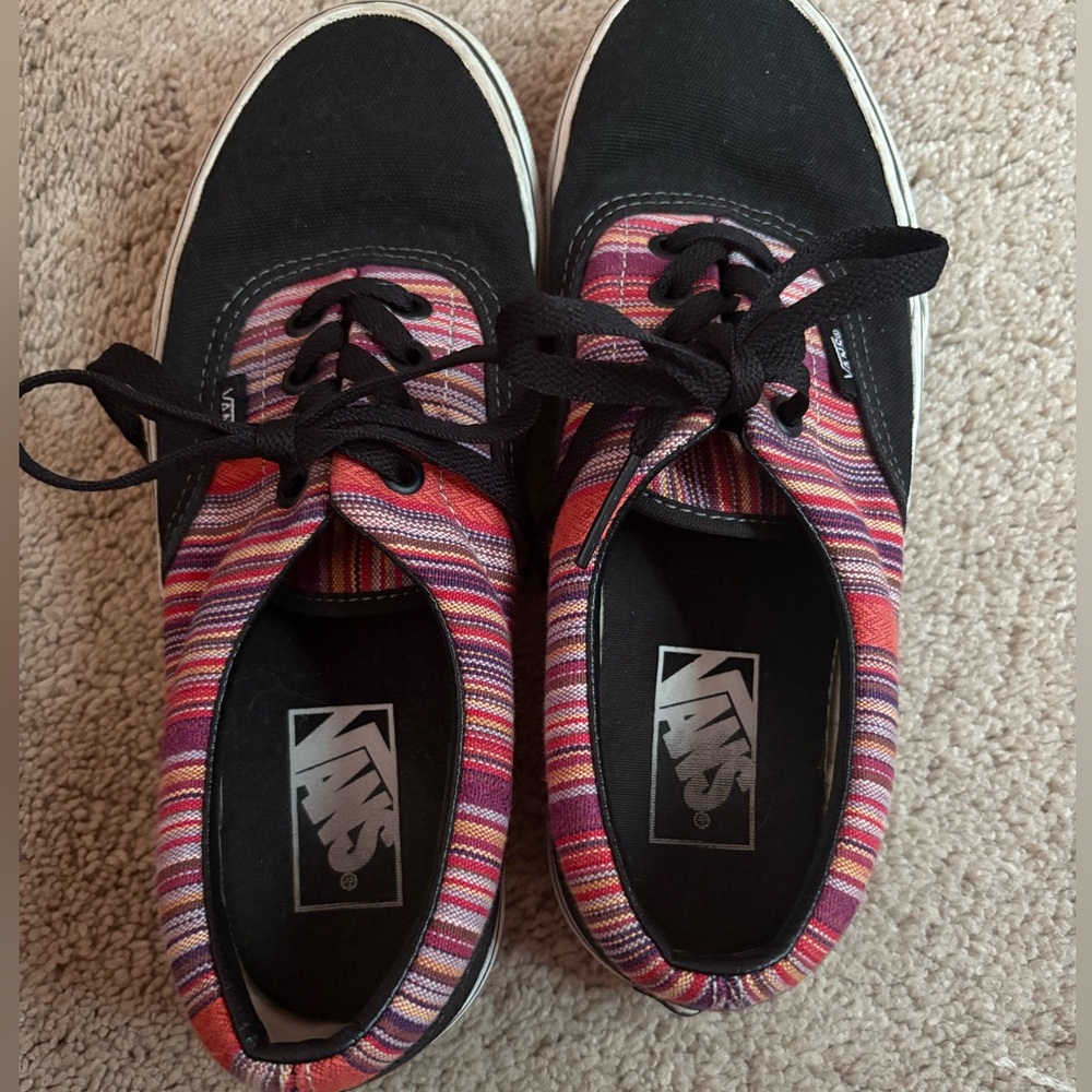 Women’s Vans - Picture 2 of 5